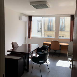 Bureau privé 18 m² 2 postes Location bureau Avenue du Prado Marseille 13008 - photo 3